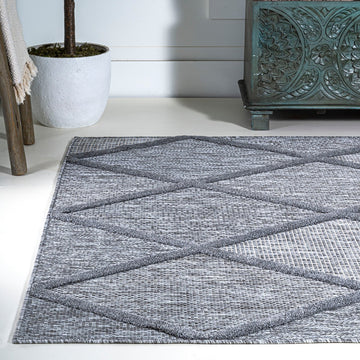 Salines Diamond Trellis Indoor/outdoor Area Rug